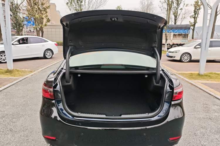 Used Mazda Atenza 2021 2.5L Sky Blue Sport Edition Trunk