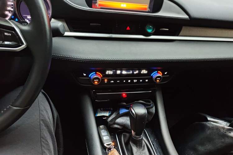 Used Mazda Atenza 2021 2.5L Sky Blue Sport Edition Audio And AC Panel