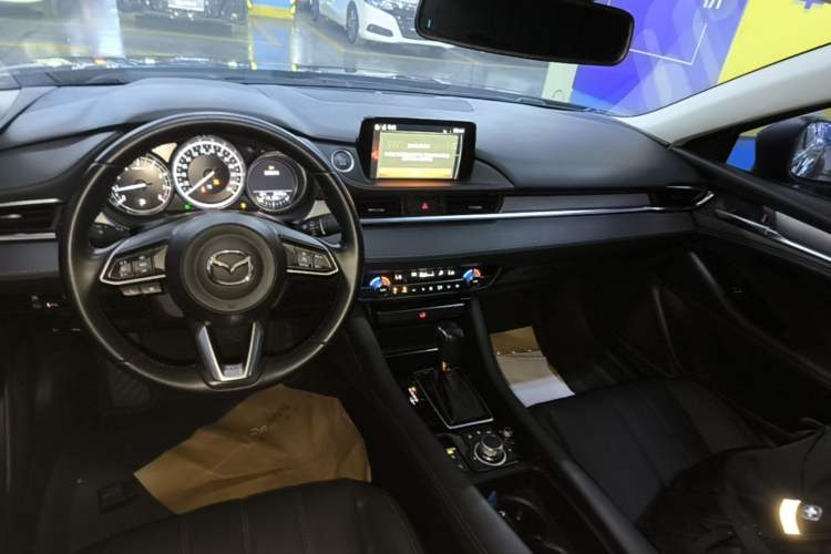 Used Mazda Atenza 2021 2.0L Blue Sky Luxury Edition Audio And AC Panel