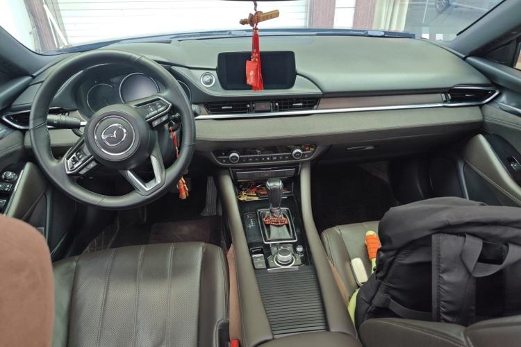 Used Mazda Atenza 2021 2.5L Blue Sky Prestige Edition Center Console
