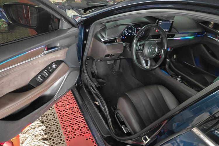 Used Mazda Atenza 2021 2.5L Blue Sky Prestige Edition Driver Seat
