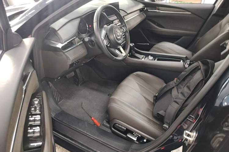 Used Mazda Atenza 2021 2.5L Blue Sky Prestige Edition Driver Seat
