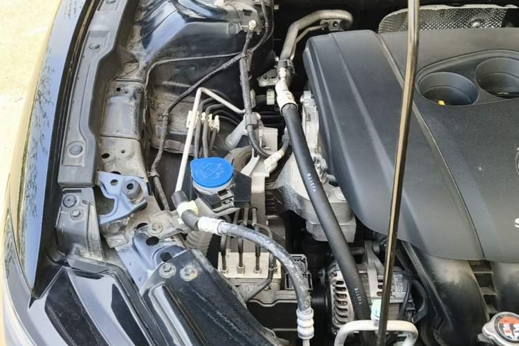Used Mazda Atenza 2021 2.5L Sky Blue Sport Edition Engine Bay Right