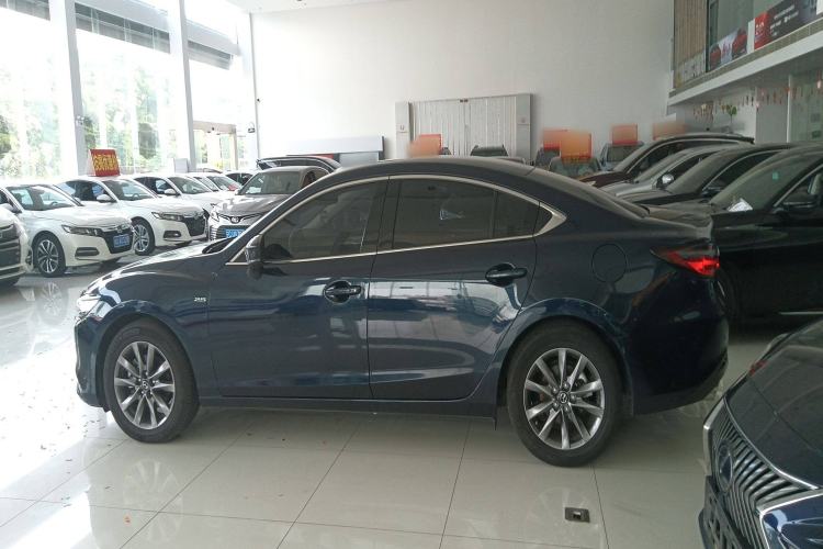Used Mazda Atenza 2021 2.0L Blue Sky Luxury Edition Exterior 3