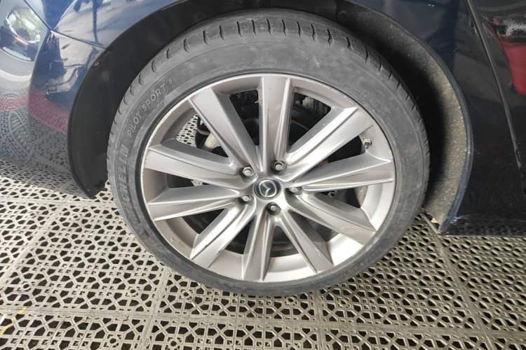 Used Mazda Atenza 2021 2.5L Blue Sky Prestige Edition Exterior 5