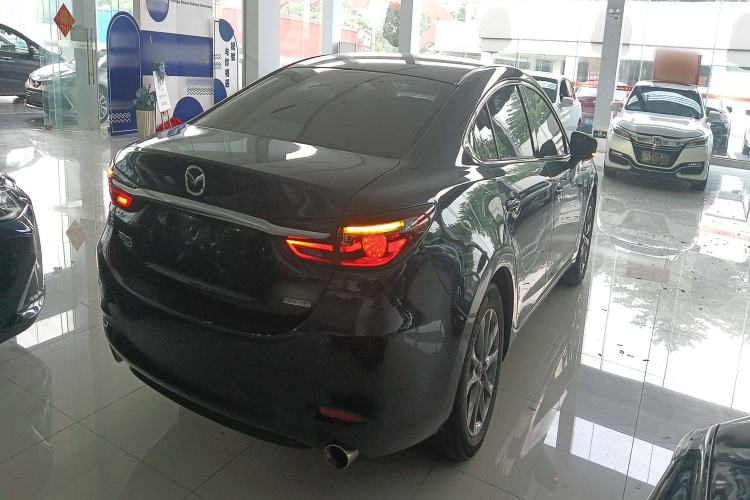 Used Mazda Atenza 2021 2.0L Blue Sky Luxury Edition Exterior 5