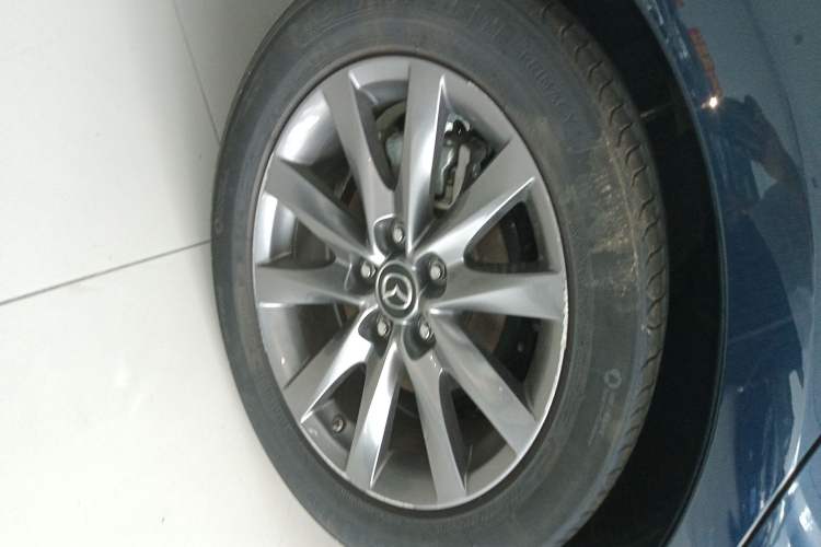 Used Mazda Atenza 2021 2.0L Blue Sky Luxury Edition Exterior 8