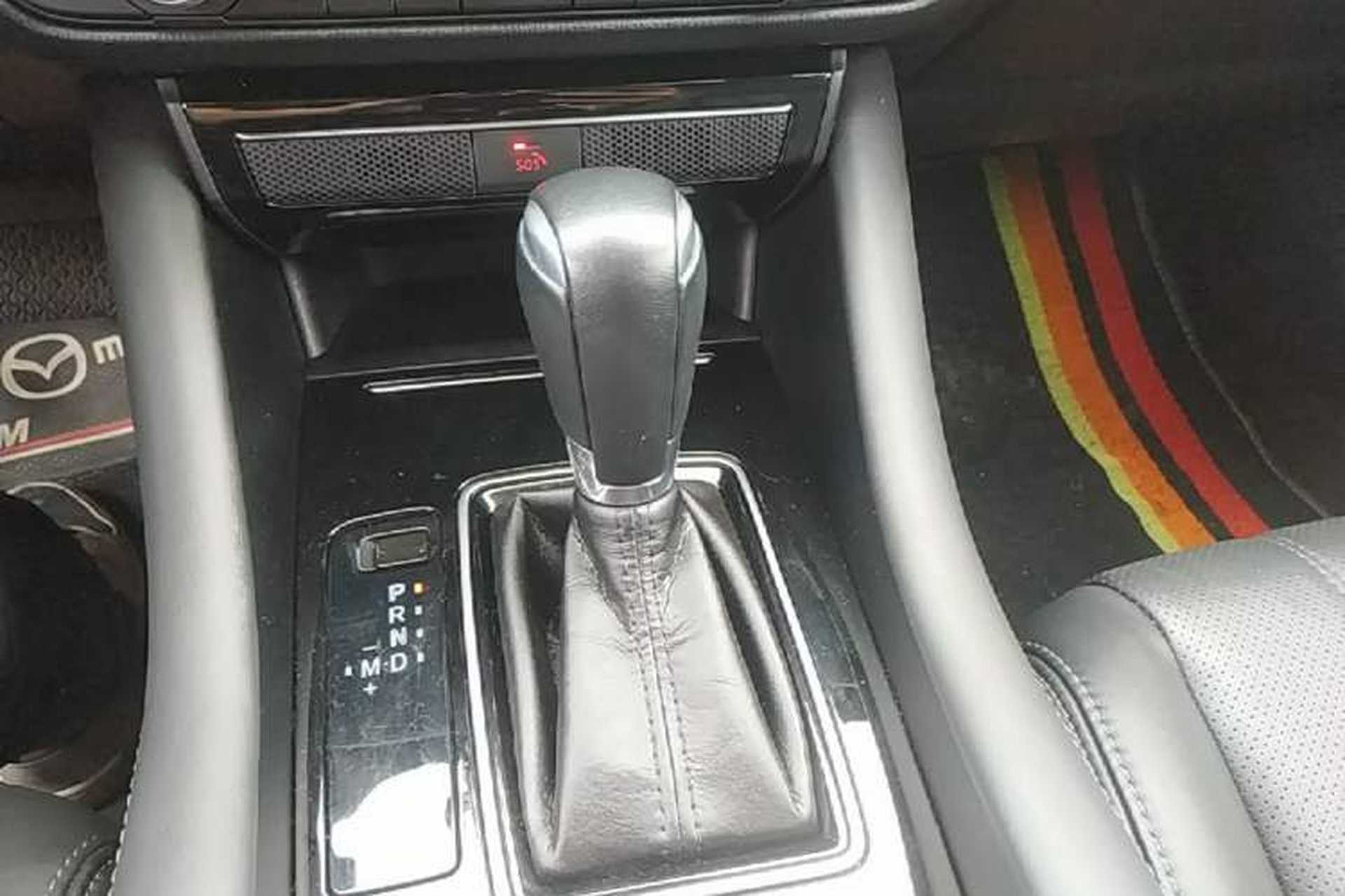 Used Mazda Atenza 2021 2.0L Blue Sky Luxury Edition Gear Lever
