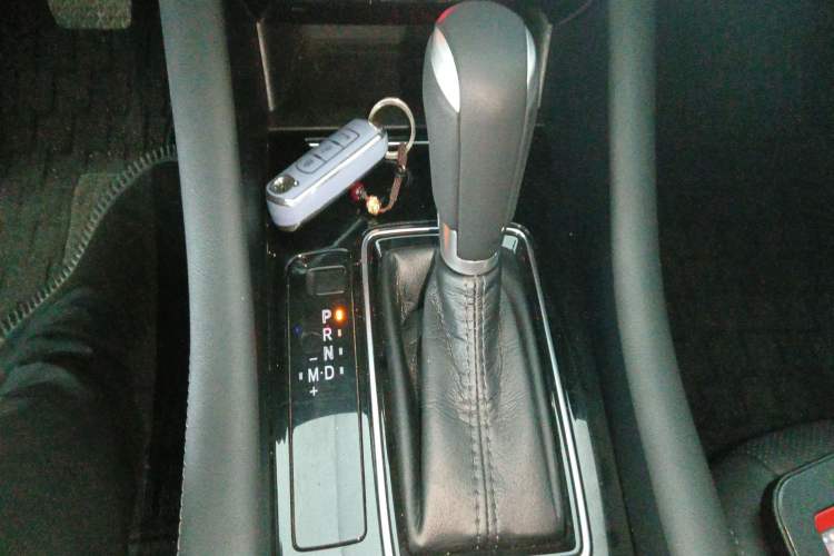 Used Mazda Atenza 2021 2.0L Blue Sky Luxury Edition Gear Lever