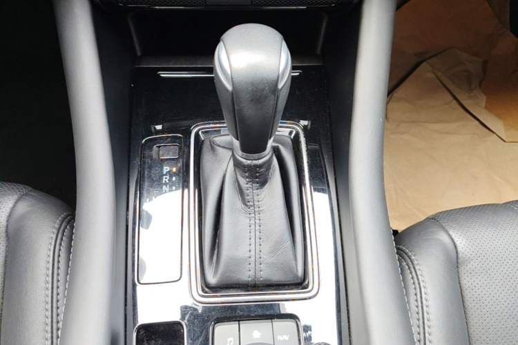 Used Mazda Atenza 2021 2.5L Sky Blue Sport Edition Gear Lever