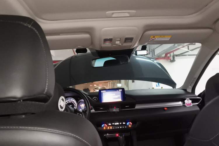 Used Mazda Atenza 2021 2.0L Blue Sky Luxury Edition Headliner