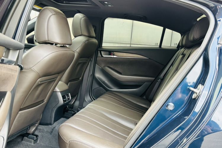 Used Mazda Atenza 2021 2.5L Blue Sky Prestige Edition Interior 7