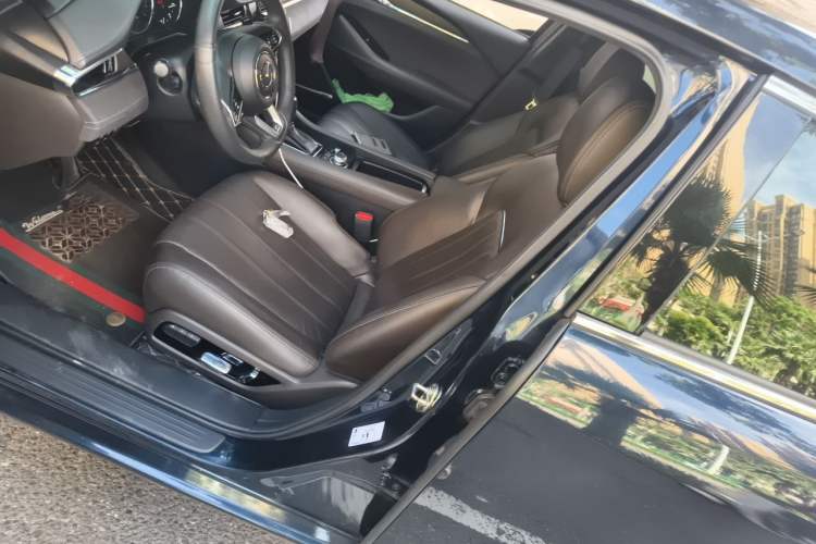 Used Mazda Atenza 2021 2.5L Blue Sky Prestige Edition Left Front Seat
