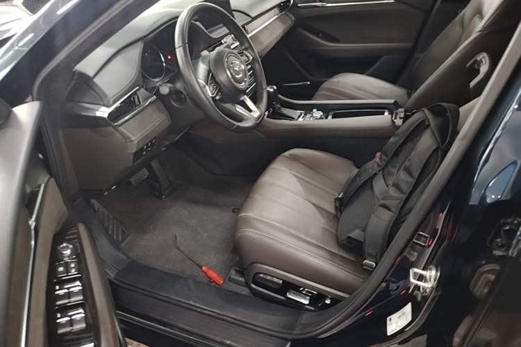 Used Mazda Atenza 2021 2.5L Blue Sky Prestige Edition Left Front Seat