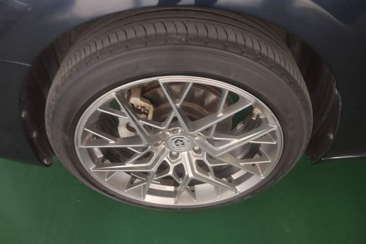 Used Mazda Atenza 2021 2.5L Sky Blue Sport Edition Left Front Wheel Hub