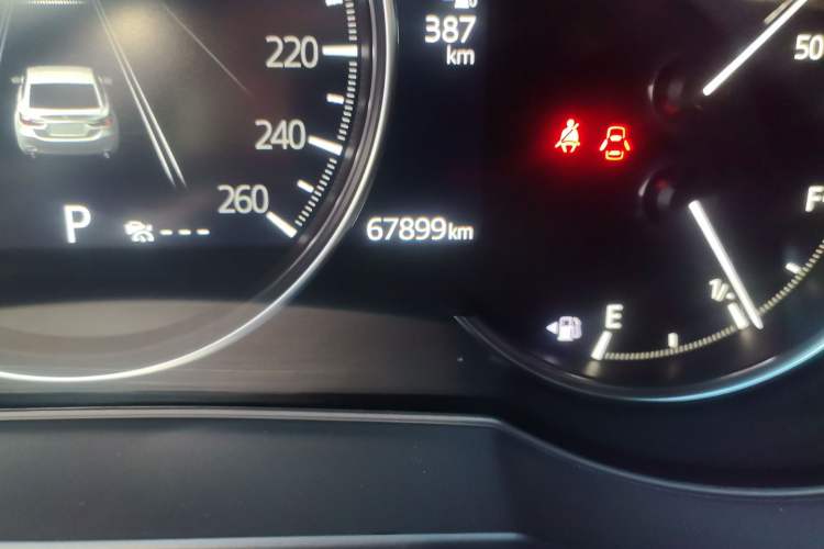 Used Mazda Atenza 2021 2.5L Blue Sky Prestige Edition Odometer Close Up