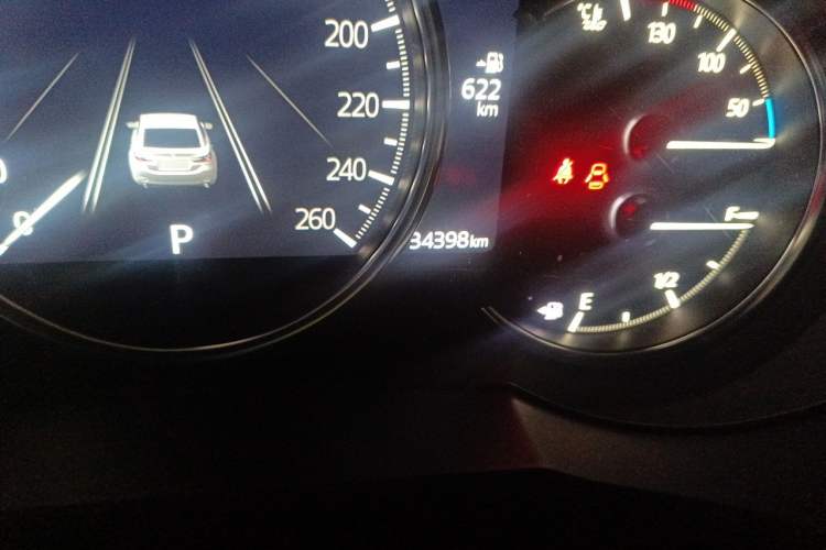 Used Mazda Atenza 2021 2.5L Blue Sky Prestige Edition Odometer Close Up