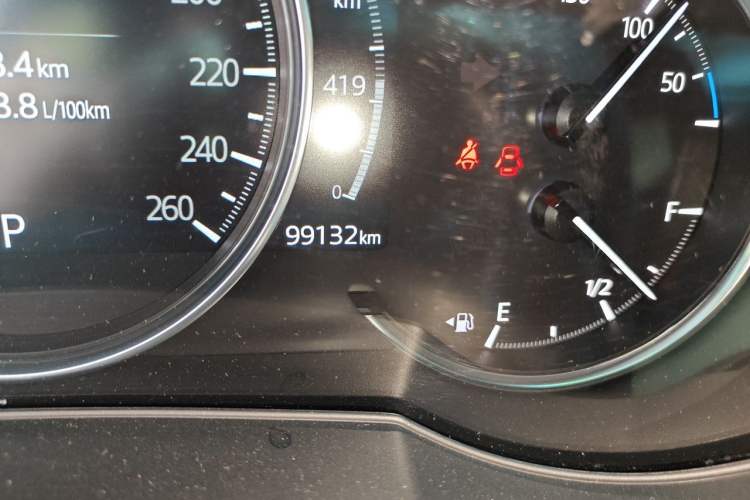 Used Mazda Atenza 2021 2.5L Blue Sky Prestige Edition Odometer Close Up