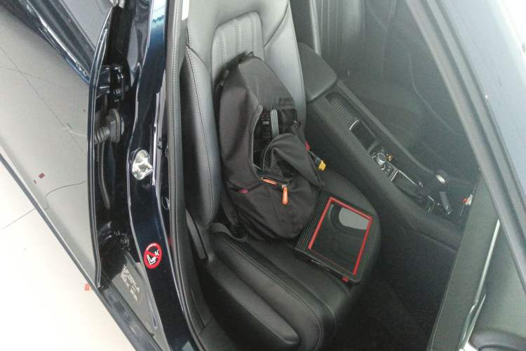 Used Mazda Atenza 2021 2.0L Blue Sky Luxury Edition Right Front Seat
