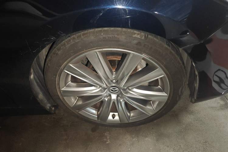 Used Mazda Atenza 2021 2.5L Blue Sky Prestige Edition Right Front Wheel Hub
