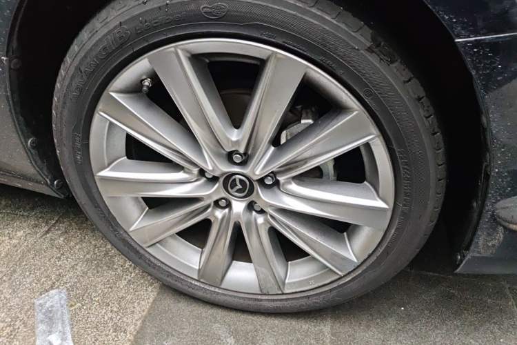 Used Mazda Atenza 2021 2.5L Sky Blue Sport Edition Right Front Wheel Hub