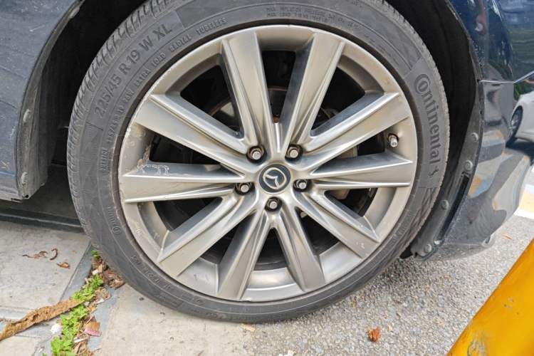 Used Mazda Atenza 2021 2.5L Sky Blue Sport Edition Right Front Wheel Hub