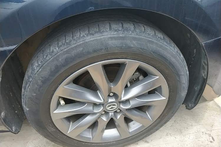 Used Mazda Atenza 2021 2.0L Blue Sky Luxury Edition Right Front Wheel Hub