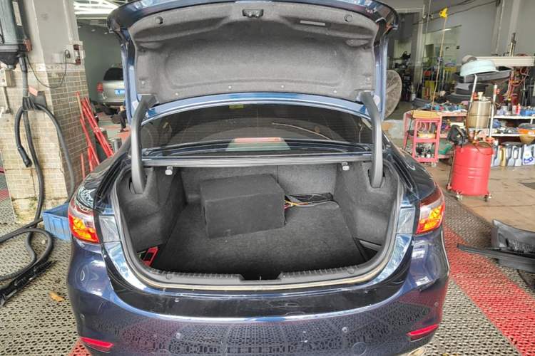 Used Mazda Atenza 2021 2.5L Blue Sky Prestige Edition Trunk