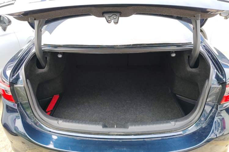 Used Mazda Atenza 2021 2.5L Sky Blue Sport Edition Trunk