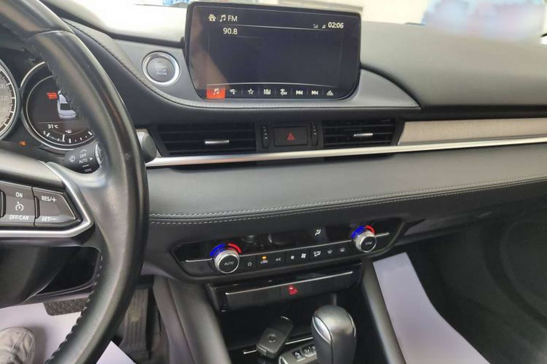 Used Mazda Atenza 2021 2.0L Blue Sky Luxury Edition Audio And AC Panel
