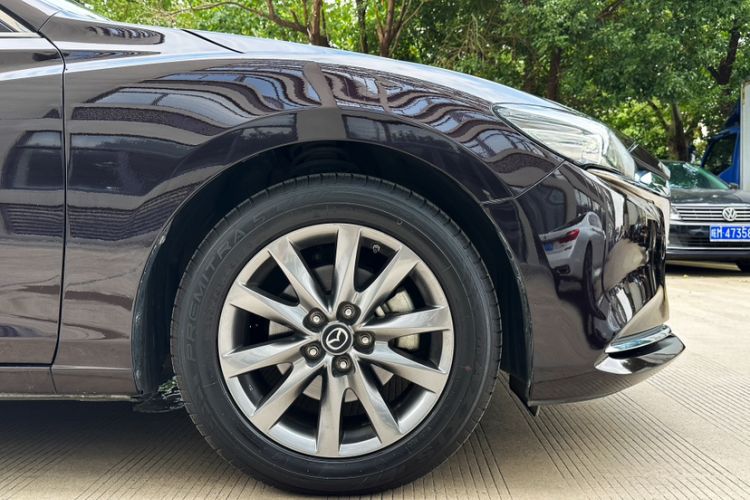 Used Mazda Atenza 2021 2.0L Blue Sky Luxury Edition Exterior 7