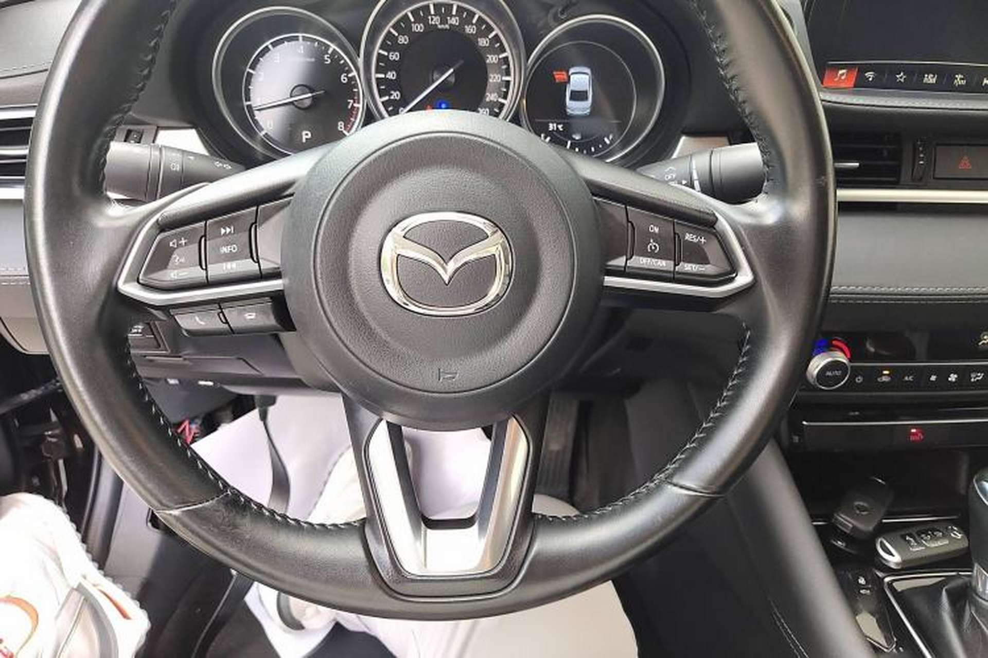 Used Mazda Atenza 2021 2.0L Blue Sky Luxury Edition Steering Wheel