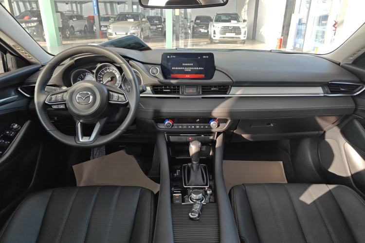 Used Mazda Atenza 2021 2.0L Blue Sky Luxury Edition Interior 2