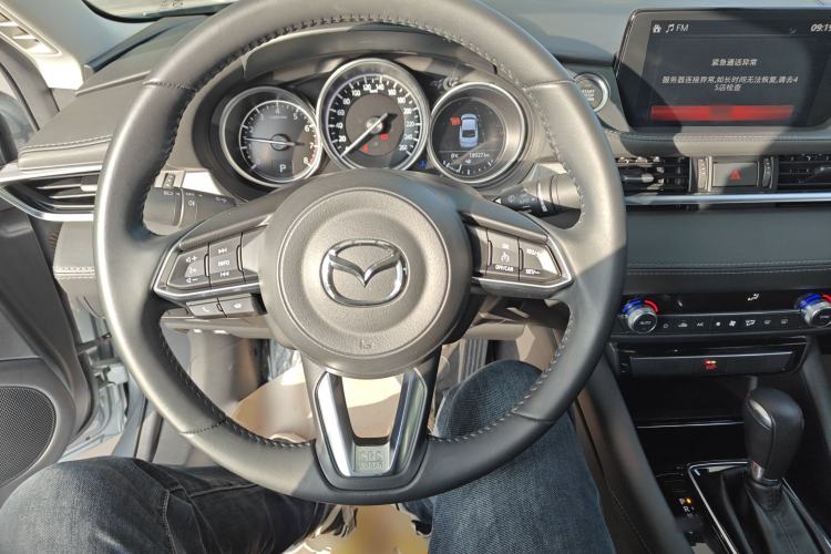 Used Mazda Atenza 2021 2.0L Blue Sky Luxury Edition Steering Wheel