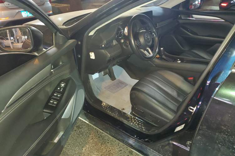 Used Mazda Atenza 2021 2.5L Sky Blue Sport Edition Driver Seat