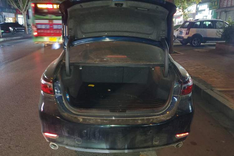 Used Mazda Atenza 2021 2.5L Sky Blue Sport Edition Trunk