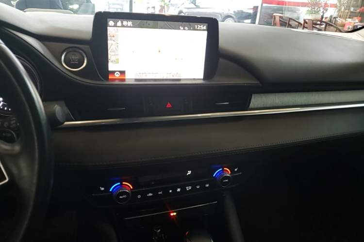 Used Mazda Atenza 2021 2.5L Sky Blue Sport Edition Audio And AC Panel