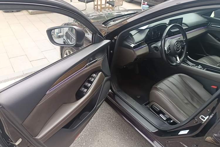 Used Mazda Atenza 2021 2.5L Blue Sky Prestige Edition Driver Seat