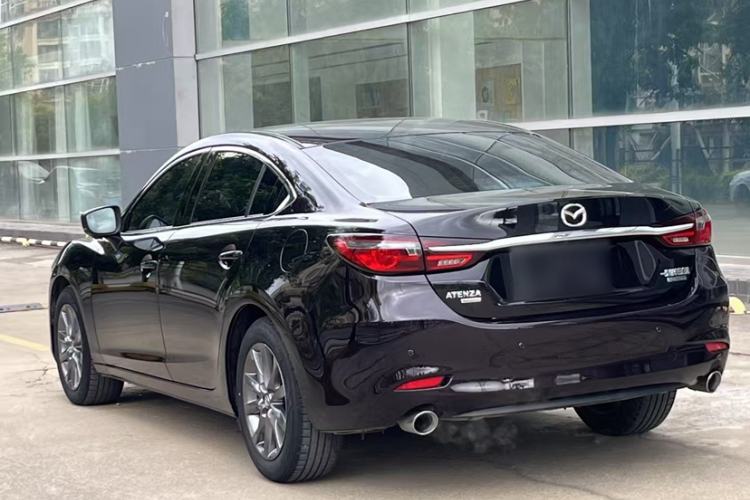 Used Mazda Atenza 2021 2.0L Blue Sky Luxury Edition Exterior 3