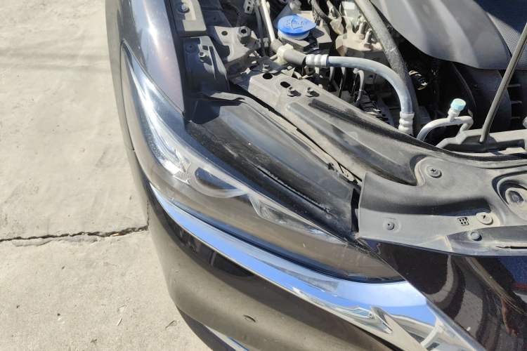 Used Mazda Atenza 2021 2.0L Blue Sky Luxury Edition Exterior 6