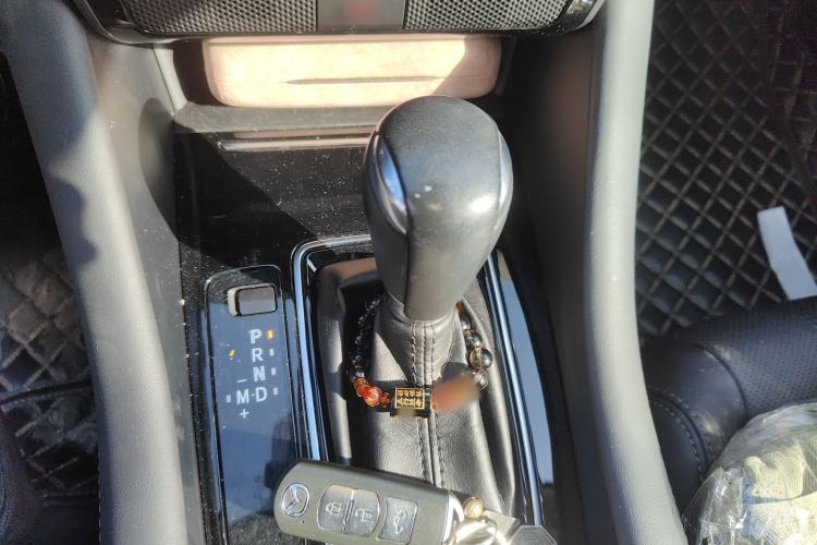 Used Mazda Atenza 2021 2.0L Blue Sky Luxury Edition Gear Lever