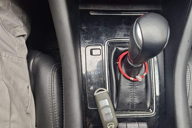 Used Mazda Atenza 2021 2.5L Sky Blue Sport Edition Gear Lever