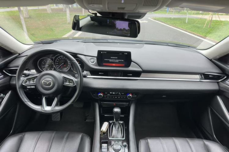 Used Mazda Atenza 2021 2.5L Sky Blue Sport Edition Interior 4