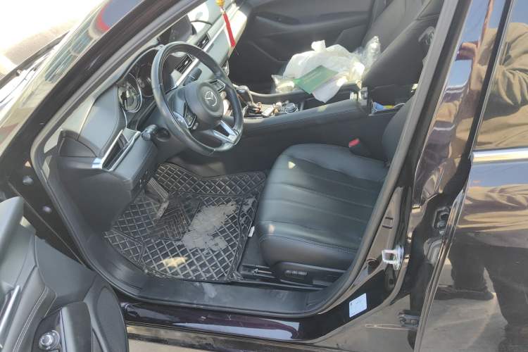 Used Mazda Atenza 2021 2.0L Blue Sky Luxury Edition Left Front Seat
