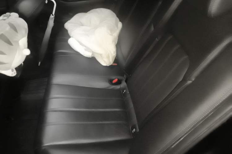 Used Mazda Atenza 2021 2.5L Sky Blue Sport Edition Left Rear Seat
