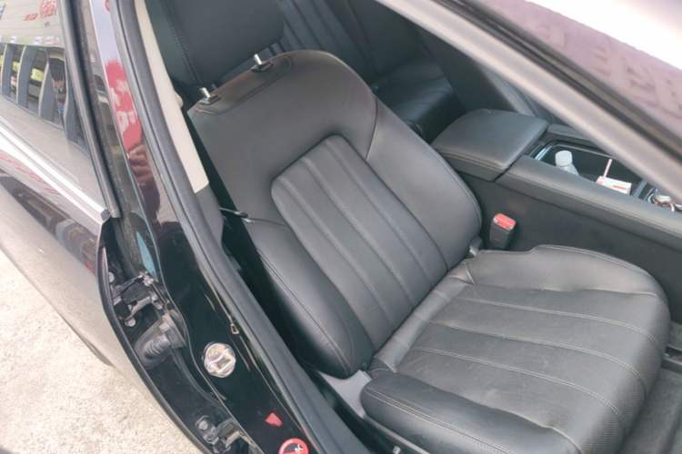 Used Mazda Atenza 2021 2.5L Sky Blue Sport Edition Right Front Seat