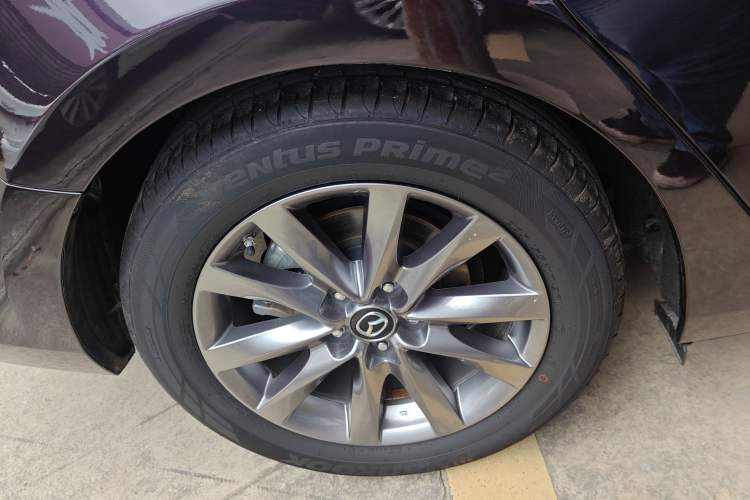Used Mazda Atenza 2021 2.0L Blue Sky Luxury Edition Right Rear Wheel Hub
