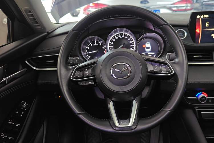 Used Mazda Atenza 2021 2.0L Blue Sky Luxury Edition Steering Wheel