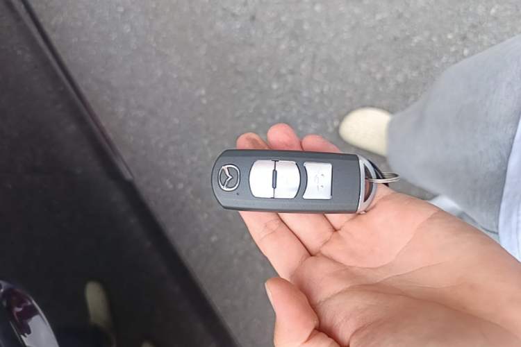 Used Mazda Atenza 2021 2.5L Blue Sky Prestige Edition Vehicle Key