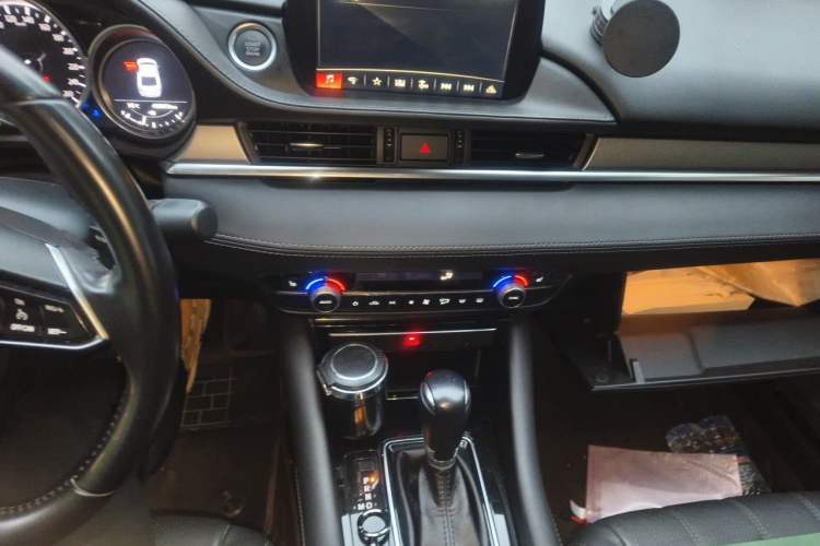 Used Mazda Atenza 2021 2.5L Sky Blue Sport Edition Audio And AC Panel